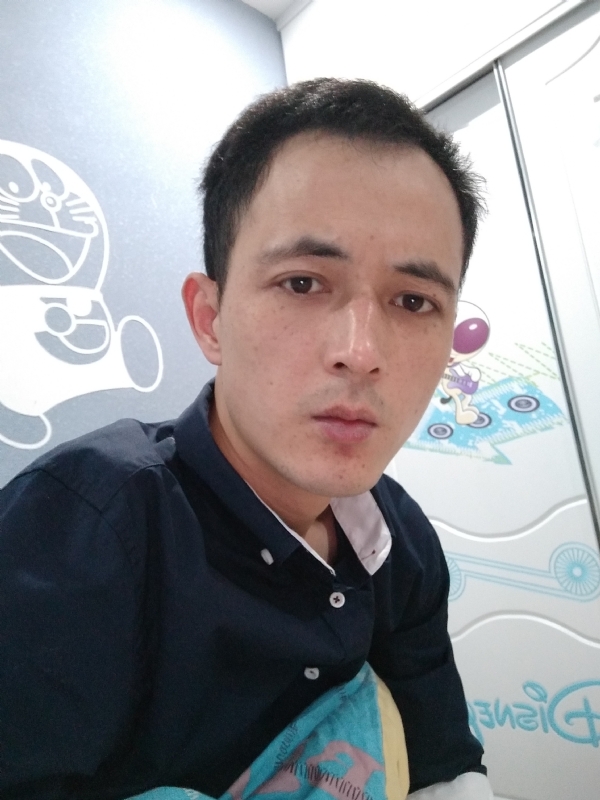 容晨的第一张照片--晋江交友网