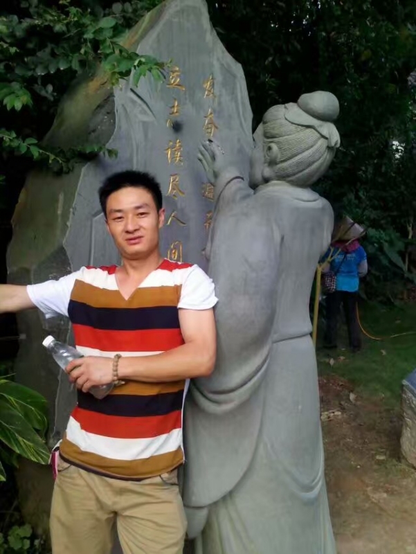相依相伴的第一张照片--晋江交友网