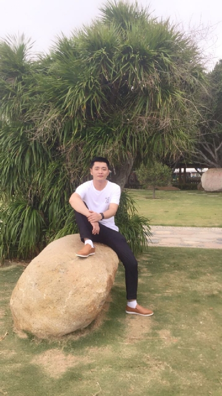 奇点的第一张照片--晋江交友网