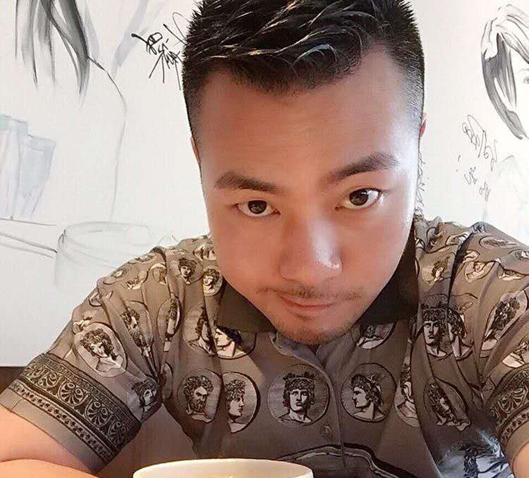 刘江平的第一张照片--晋江交友网