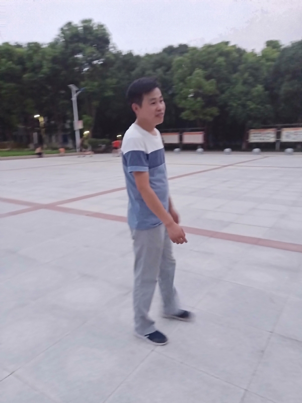 一笑的第一张照片--晋江交友网