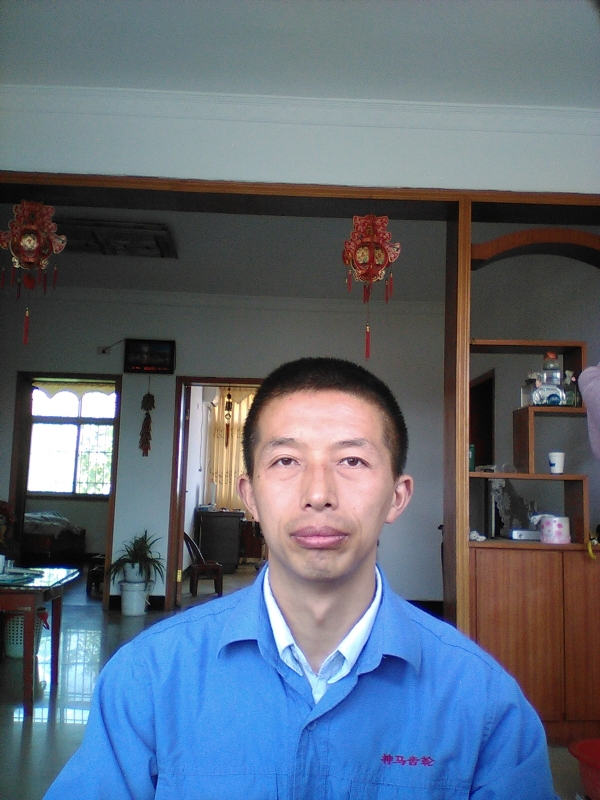红玫瑰的第一张照片--晋江交友网