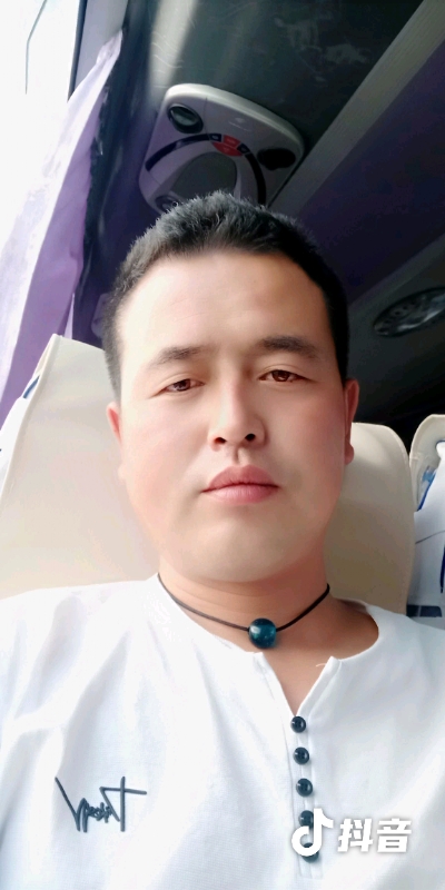 瞬间被爱上的第一张照片--晋江交友网