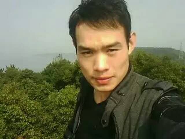 明镜的第一张照片--晋江交友网