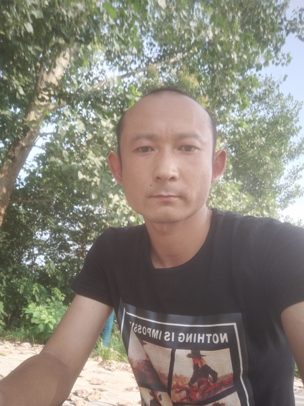 80大叔的第一张照片--晋江交友网