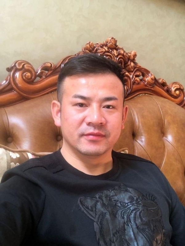 治国的第一张照片--晋江交友网