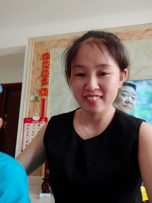 睿智的第一张照片--晋江交友网