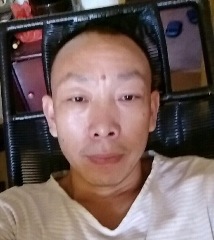 寻爱的第一张照片--晋江交友网