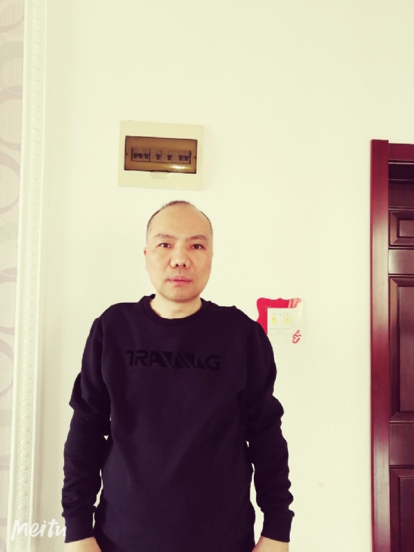 酒香四溢的第一张照片--晋江交友网