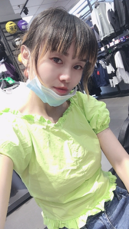 婀娜袅袅的第一张照片--晋江交友网