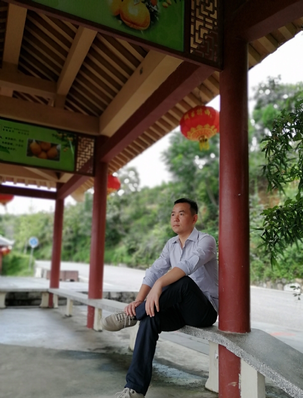 莋个俗人的第一张照片--晋江交友网