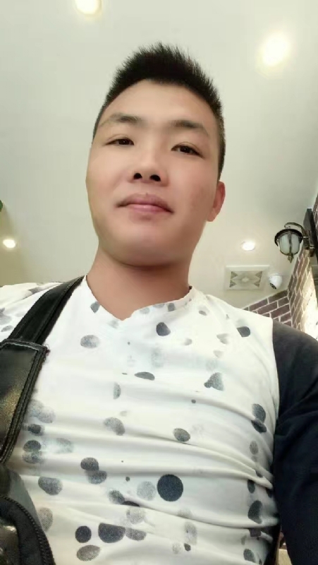吃生蚝的小乖乖的第一张照片--晋江交友网