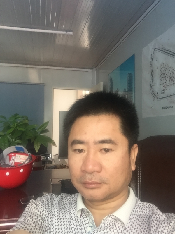 一步之遥的第一张照片--晋江交友网