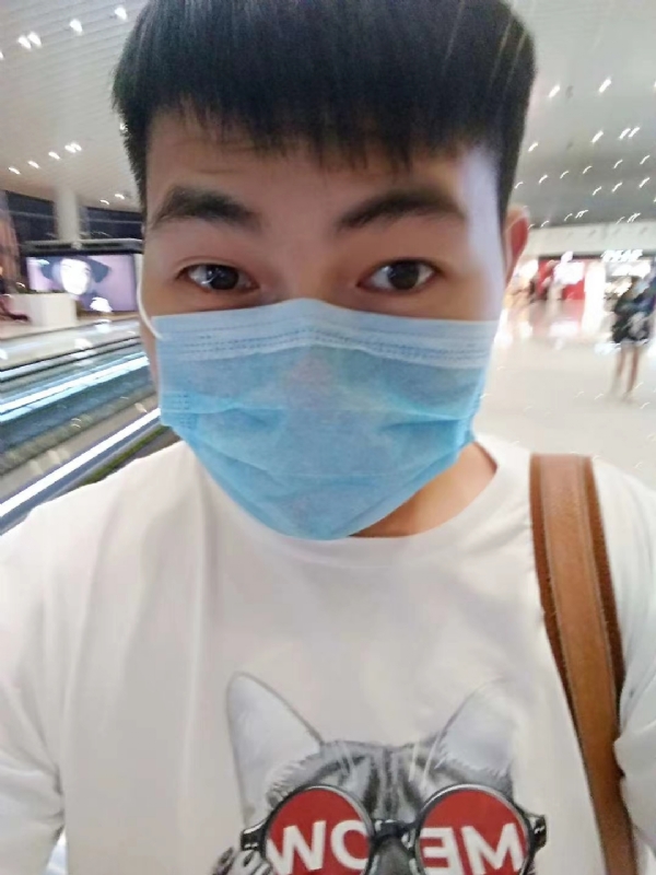 咔咔一顿的第二张照片--晋江交友网