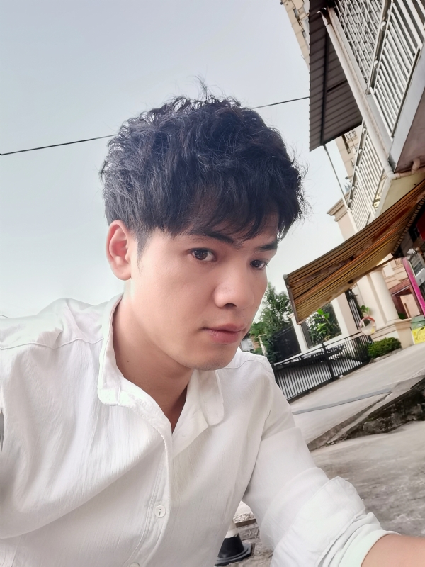 幕后老板的第二张照片--晋江交友网