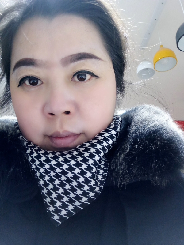 余猪猪的第一张照片--晋江交友网