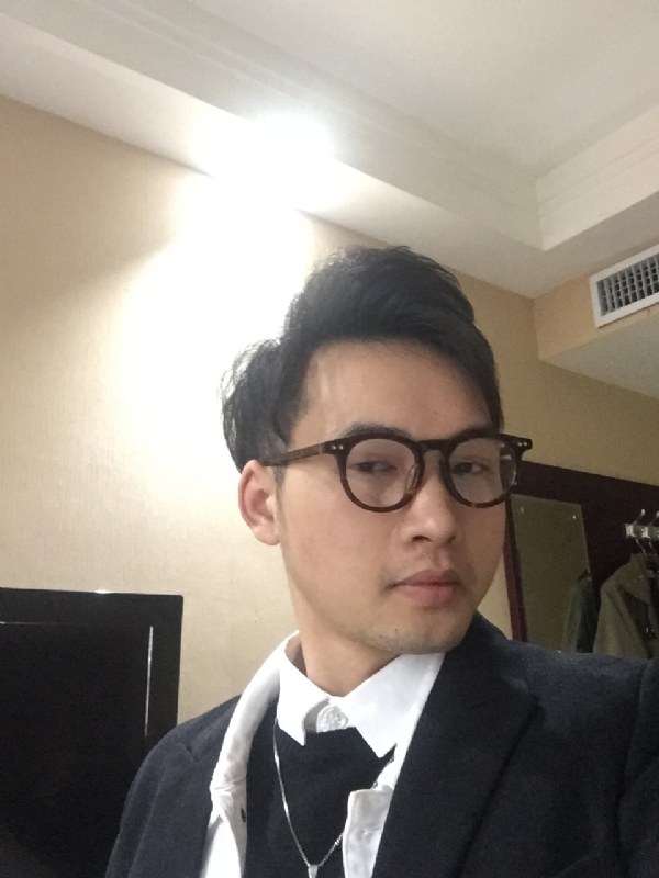 曾亮的第三张照片--晋江交友网