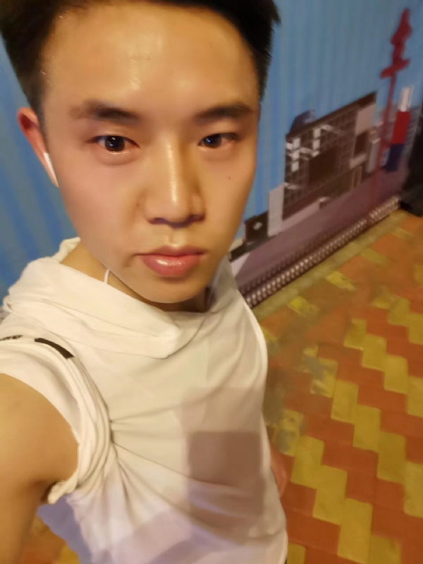 小雷的第三张照片--晋江交友网