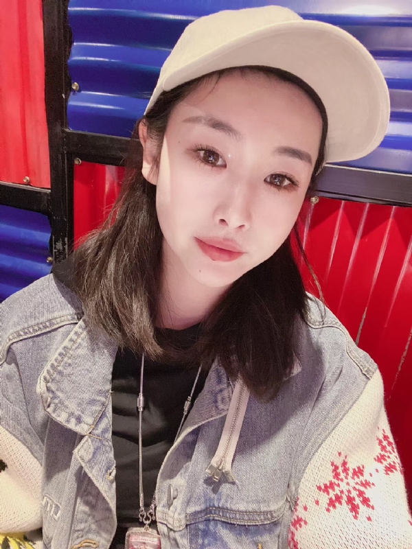 玲珑的第一张照片--晋江交友网