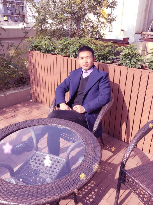 哥哥的第一张照片--晋江交友网