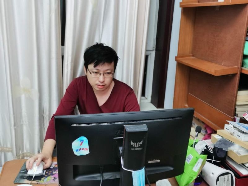 津彩的第一张照片--晋江交友网