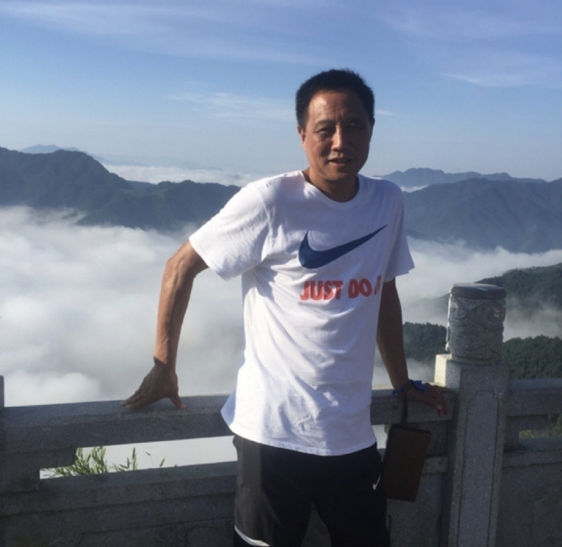 出走半生的第一张照片--晋江交友网