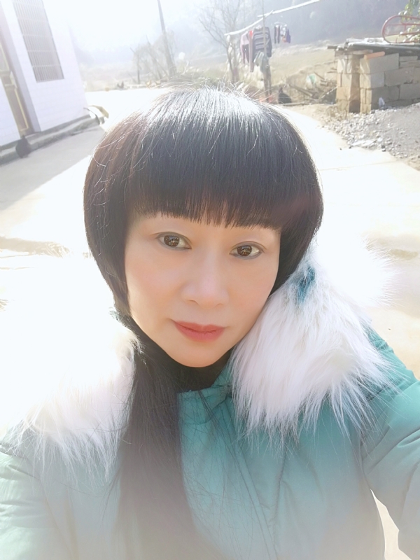 金鱼儿的第一张照片--晋江交友网