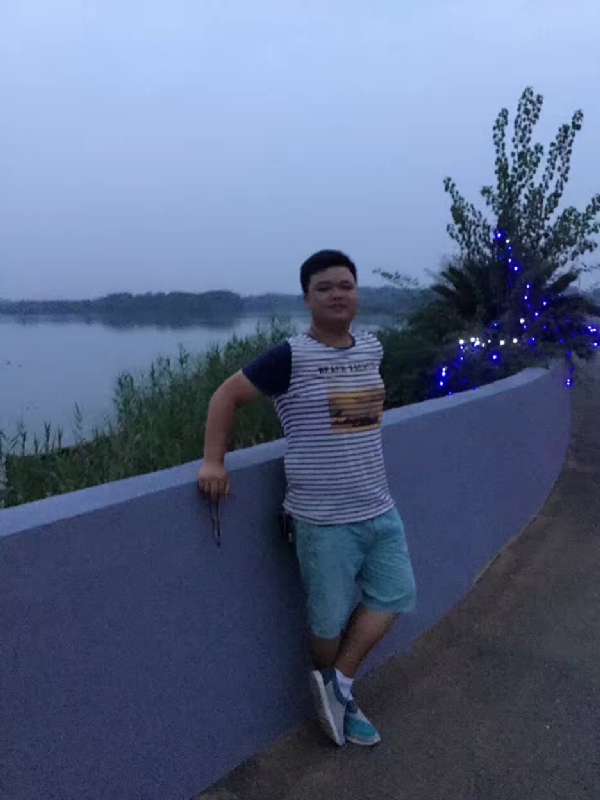 RLC的第一张照片--晋江交友网