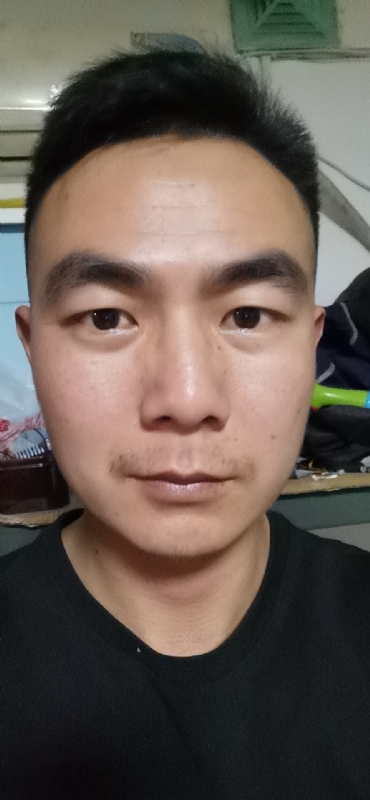 朴实无华的第一张照片--晋江交友网