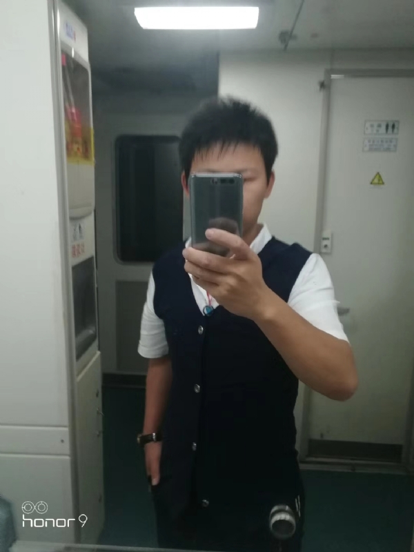 阳光下de幸福的第一张照片--晋江交友网