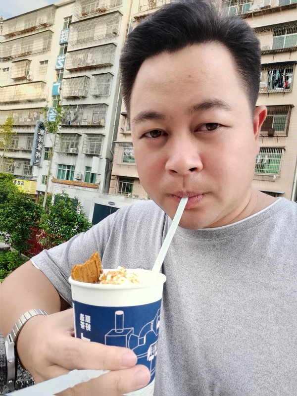 K金o的第一张照片--晋江交友网