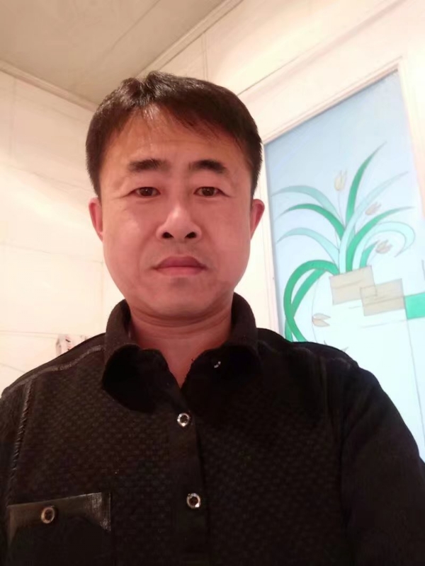 坦率的第一张照片--晋江交友网