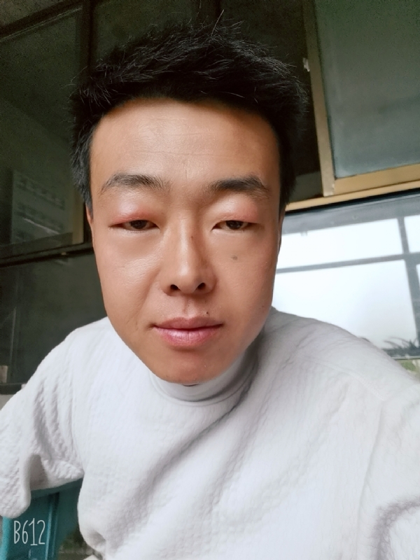 缺爱80后的第一张照片--晋江交友网