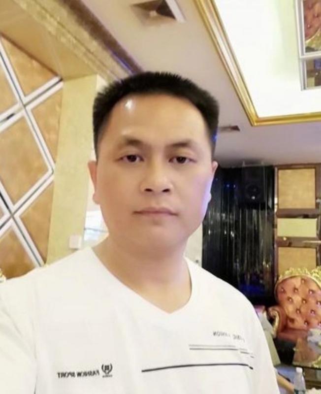 小梁的第一张照片--晋江交友网