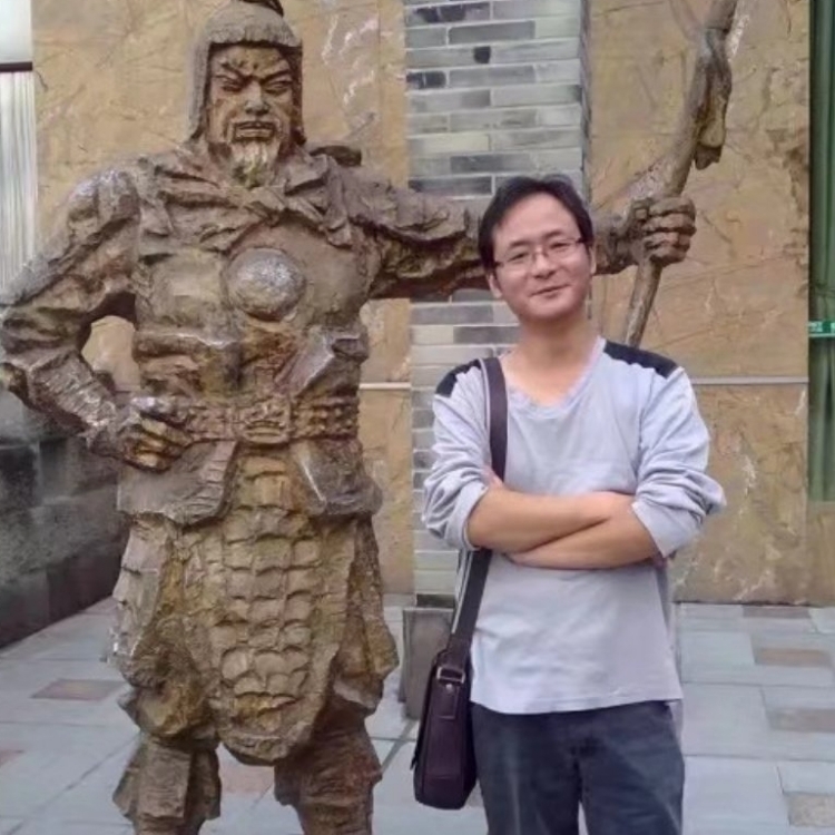 孤狼的第三张照片--晋江交友网