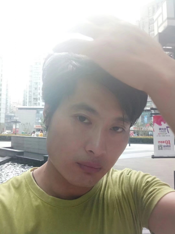 钢铁侠的第一张照片--晋江交友网