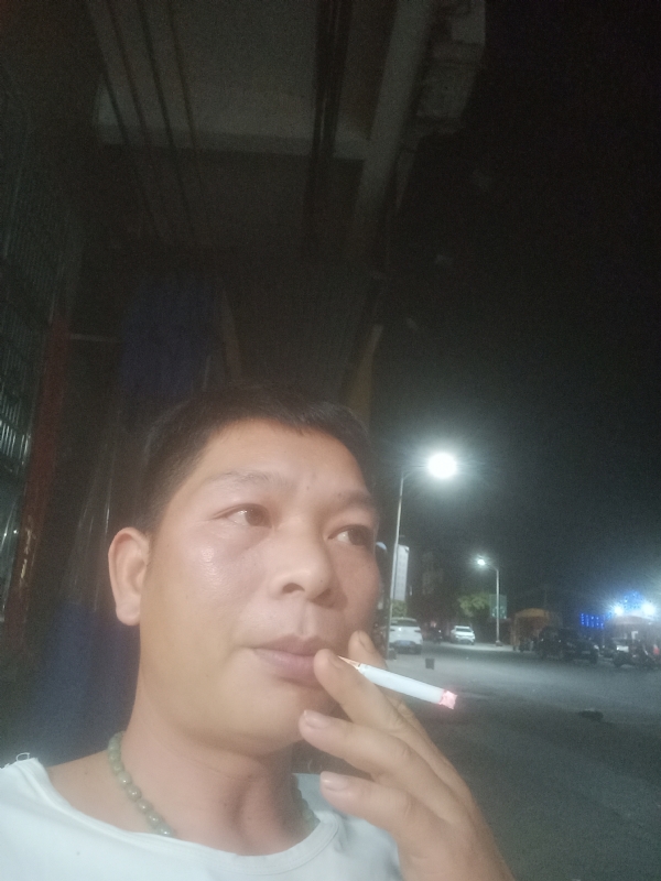善解人意的第二张照片--晋江交友网
