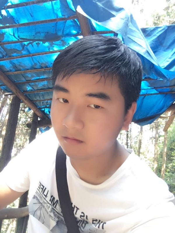 殷勤的王子的第三张照片--晋江交友网