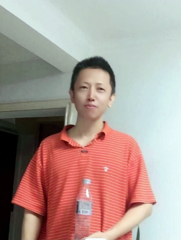 电光石火的第一张照片--晋江交友网