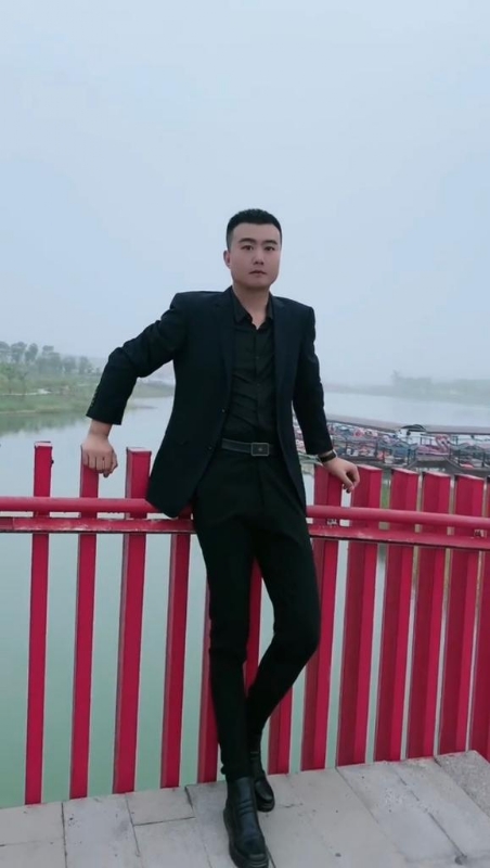 Albert的第一张照片--晋江交友网