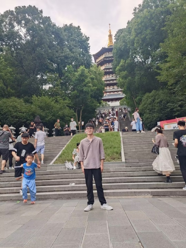 阳光男孩的第二张照片--晋江交友网
