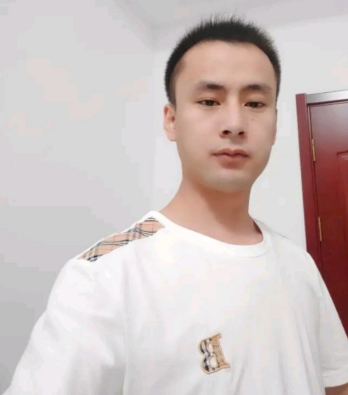 海阔天空的第一张照片--晋江交友网