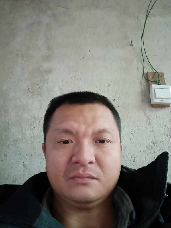 兰成龙的第三张照片--晋江交友网