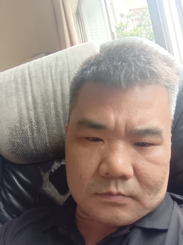 路人的第一张照片--晋江交友网