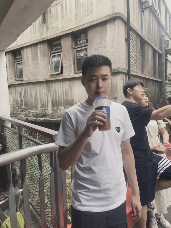 尚龙的第二张照片--晋江交友网