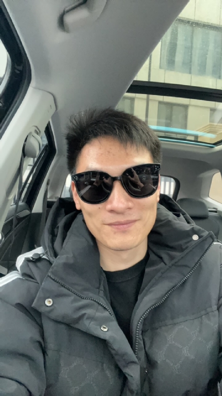 男孩的第一张照片--晋江交友网