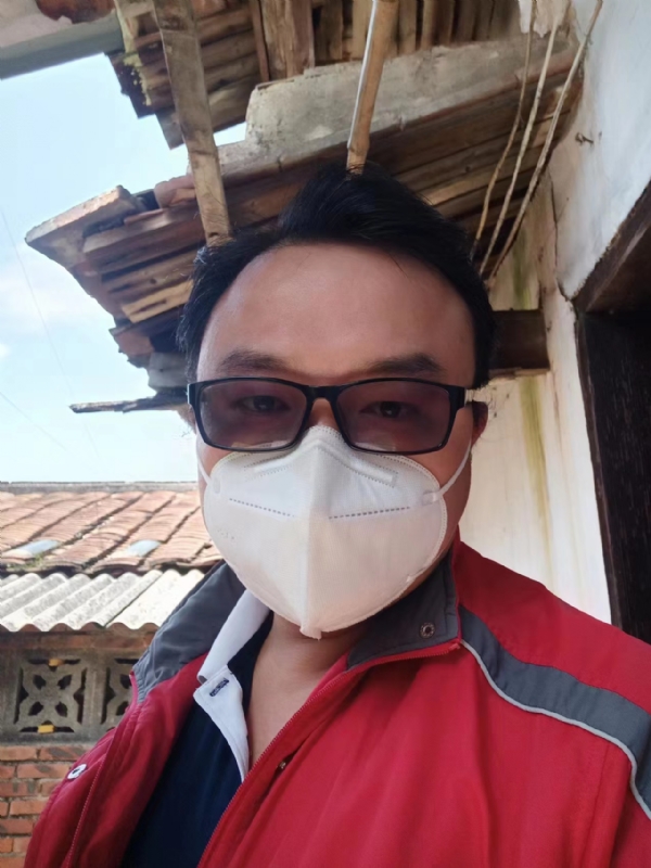 如影随形的第一张照片--晋江交友网