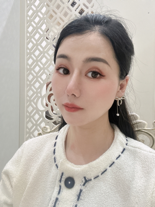 金莉的第一张照片--晋江交友网