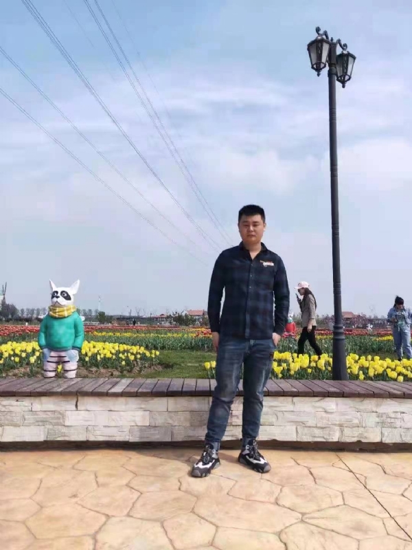 海阔天空的第一张照片--晋江交友网