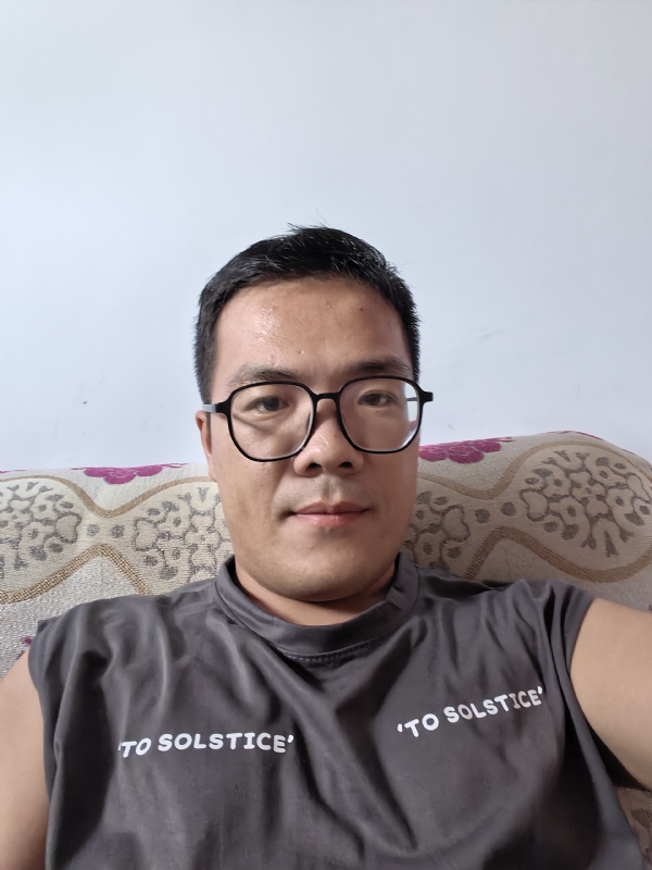 卫TF的第二张照片--晋江交友网